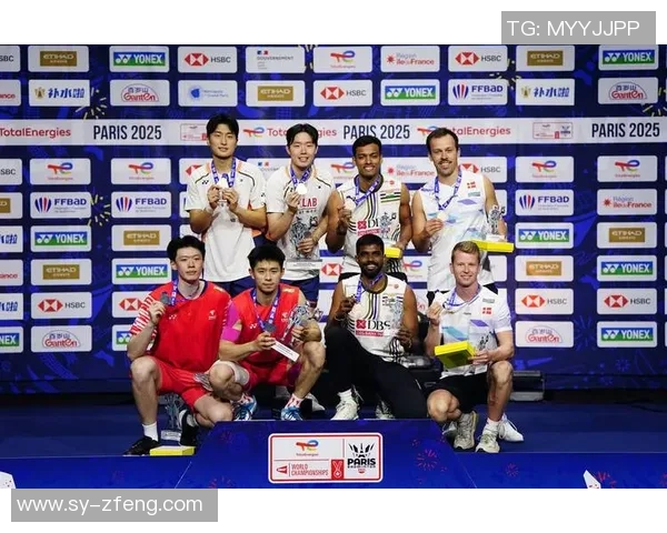 武汉羽毛球队在全国羽毛球配合排行榜中荣获第四名的辉煌成就