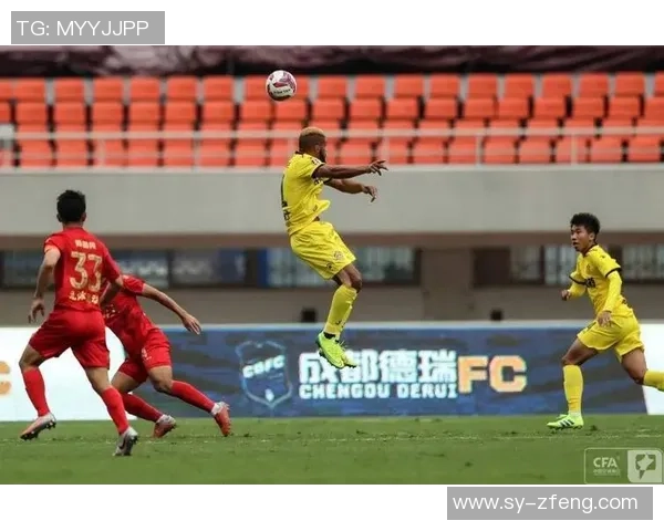 成都足球队在赛季中的节奏起伏与战术调整分析